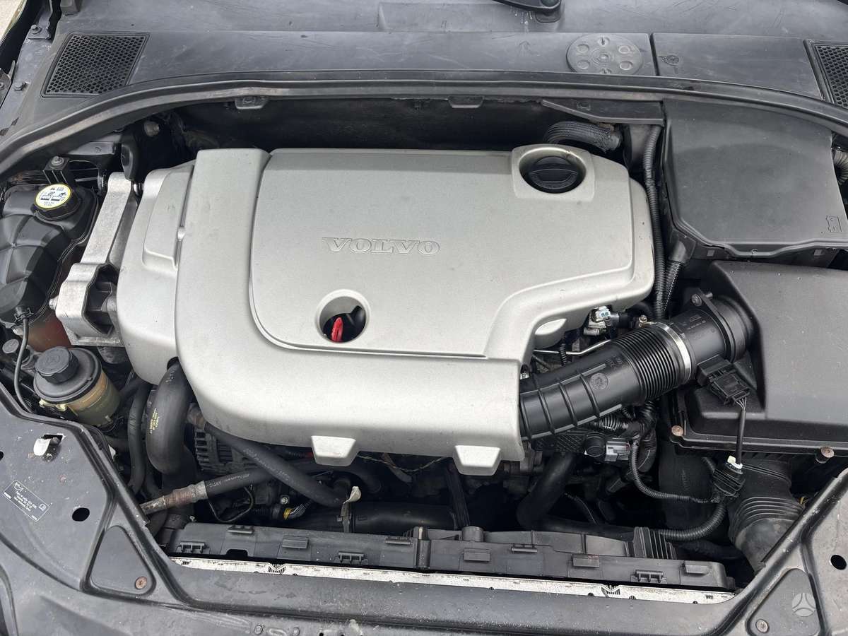 Volvo V70 2008 — photo 12