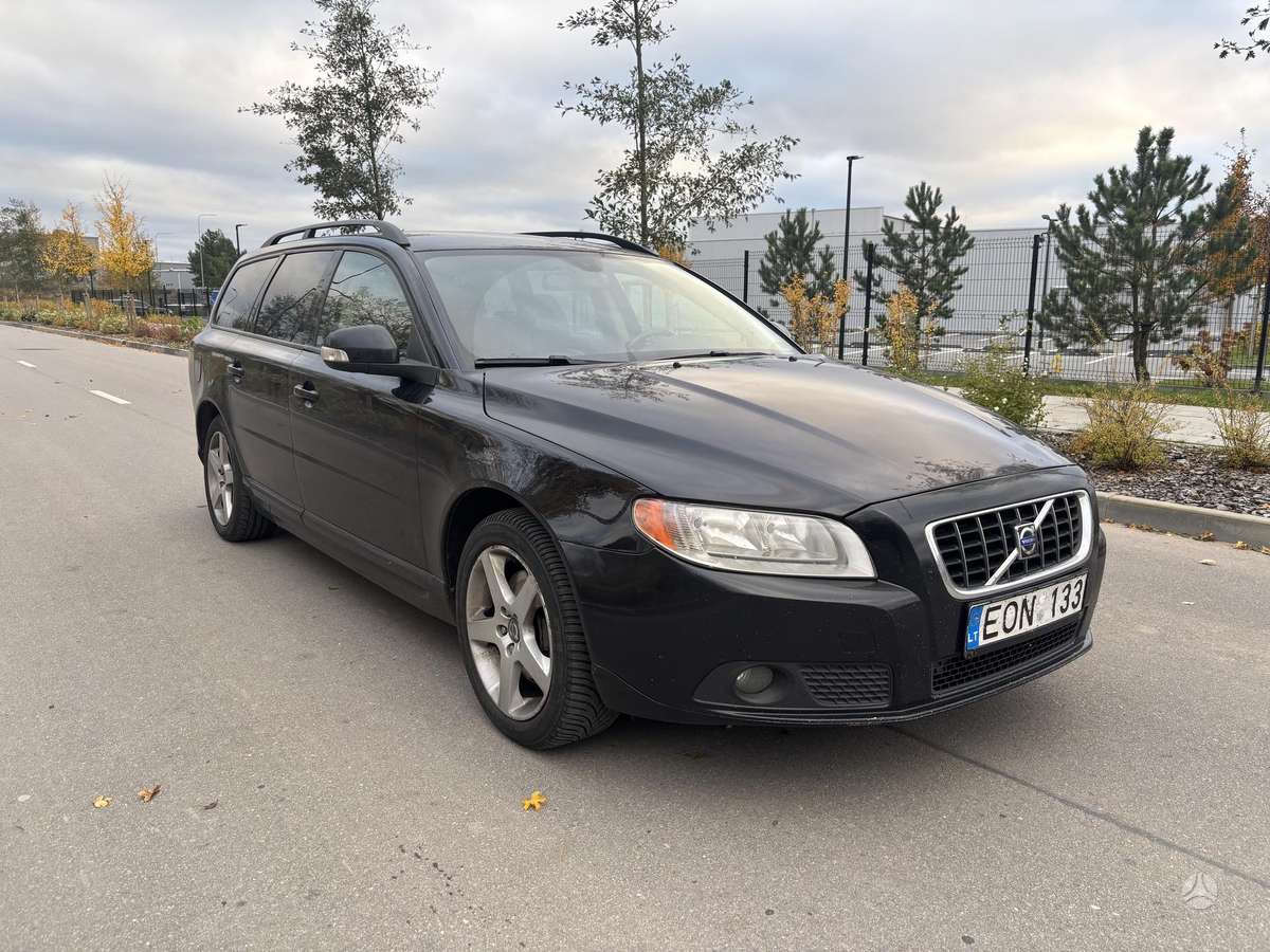 Volvo V70 2008 — photo 8