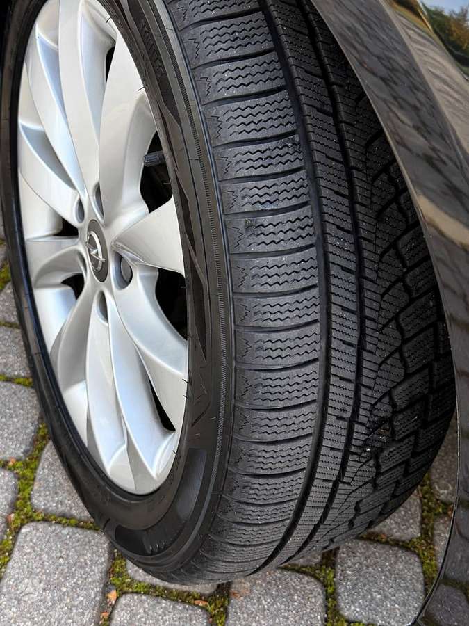 Opel Astra 2013 — photo 10