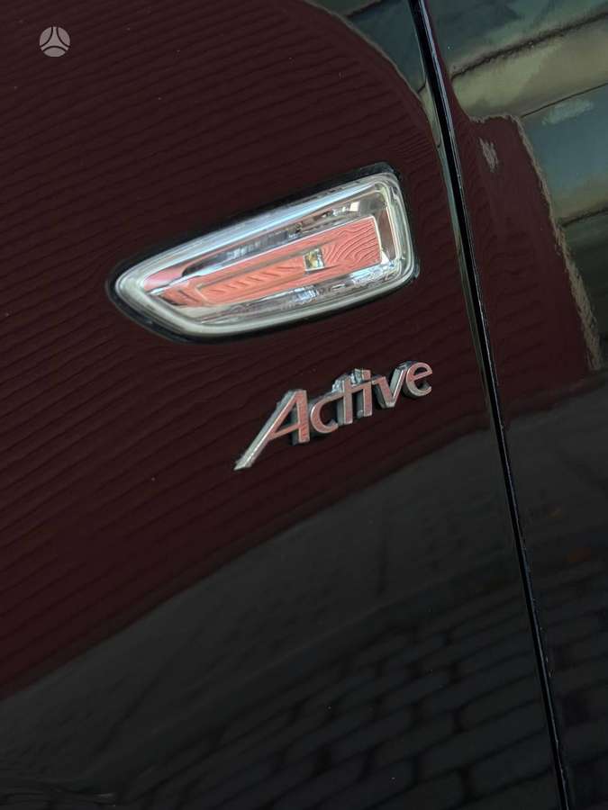 Opel Astra 2013 — photo 12
