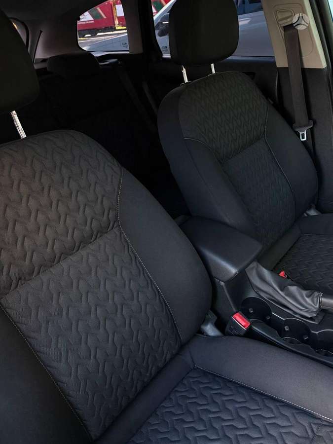Opel Astra 2013 — photo 33