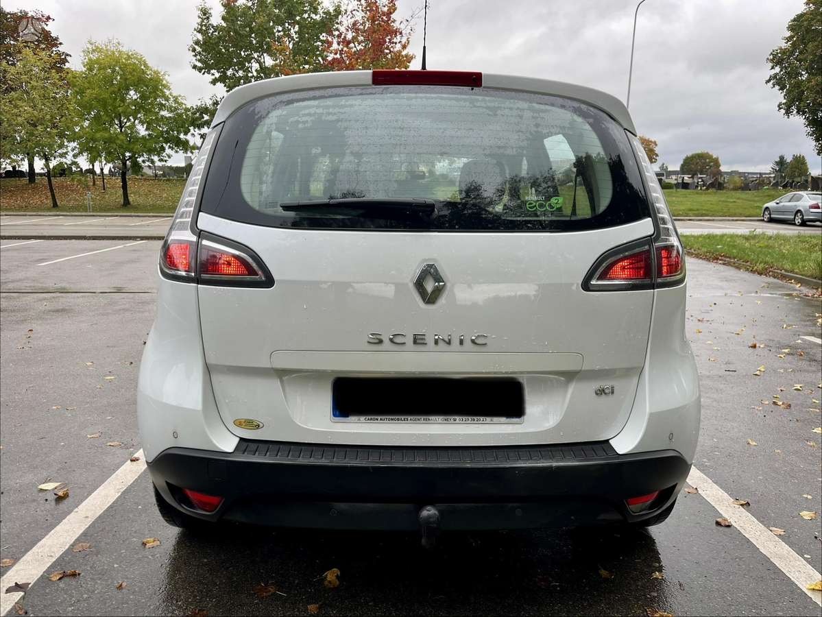 Renault Scenic 2013 — двигун 1461 cm³, 110 HP (81kW)