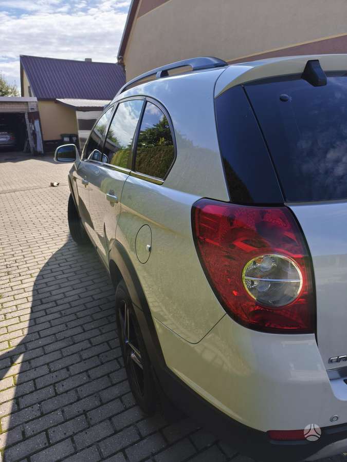 Chevrolet Captiva 2012 — двигун 2231 cm³, 163 HP (120kW)