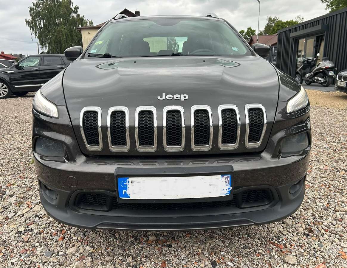 Jeep Cherokee 2014 — rear view