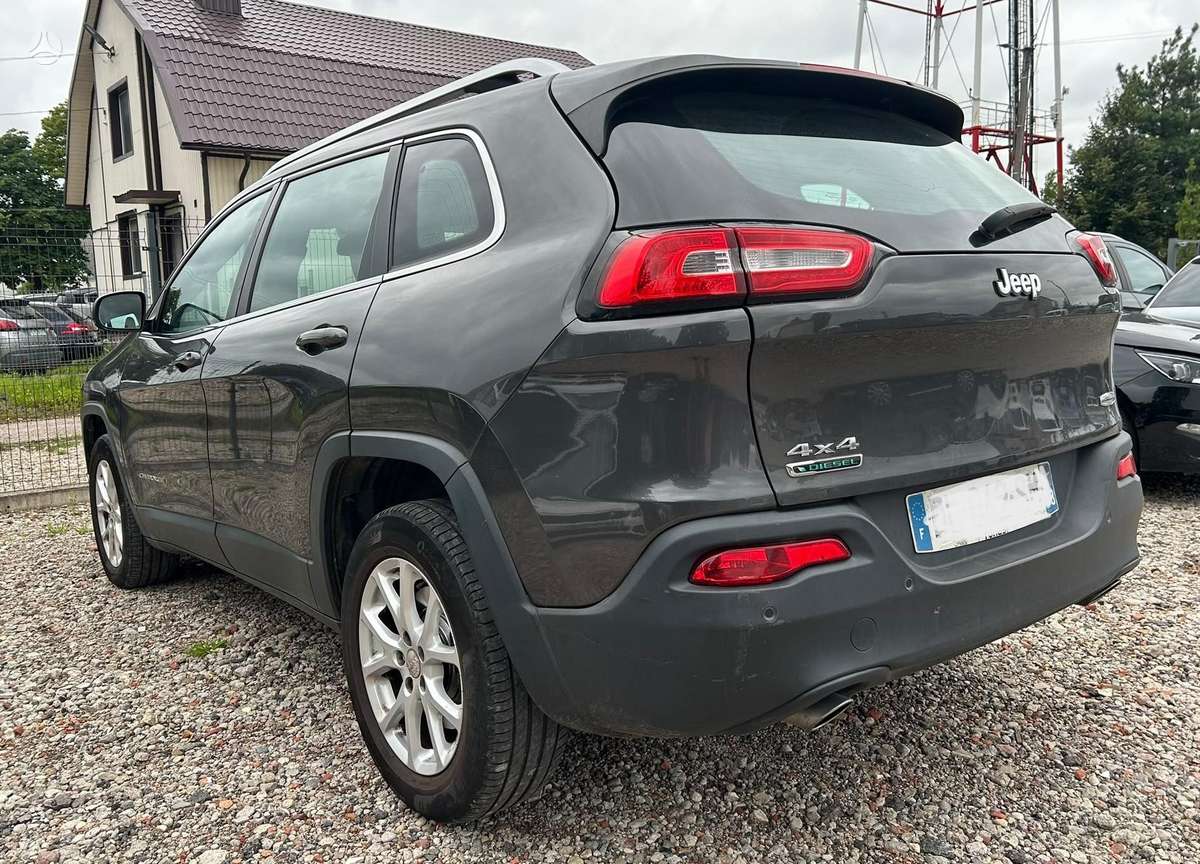 Jeep Cherokee 2014 — engine 1956 cm³, 170 HP (125kW)
