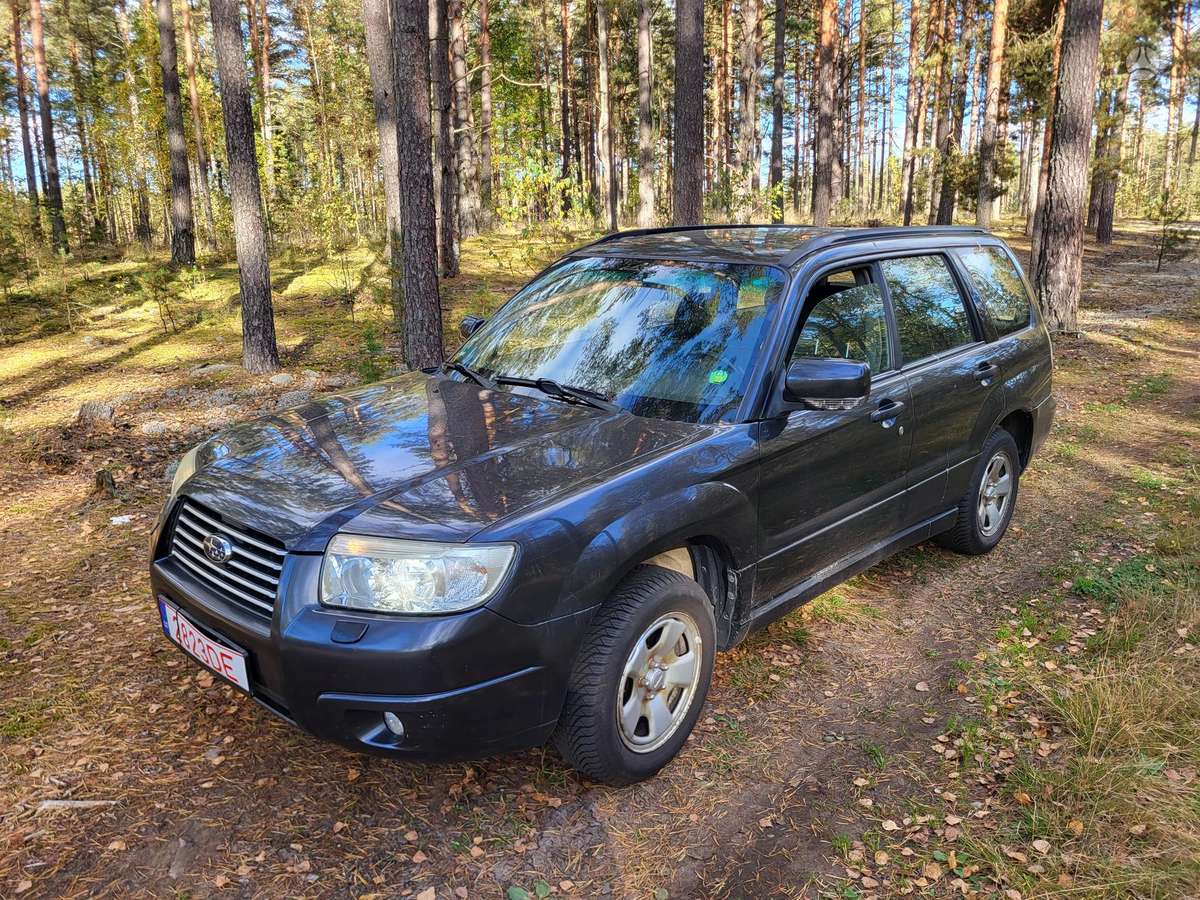 Subaru Forester 2008 — вигляд ззаду