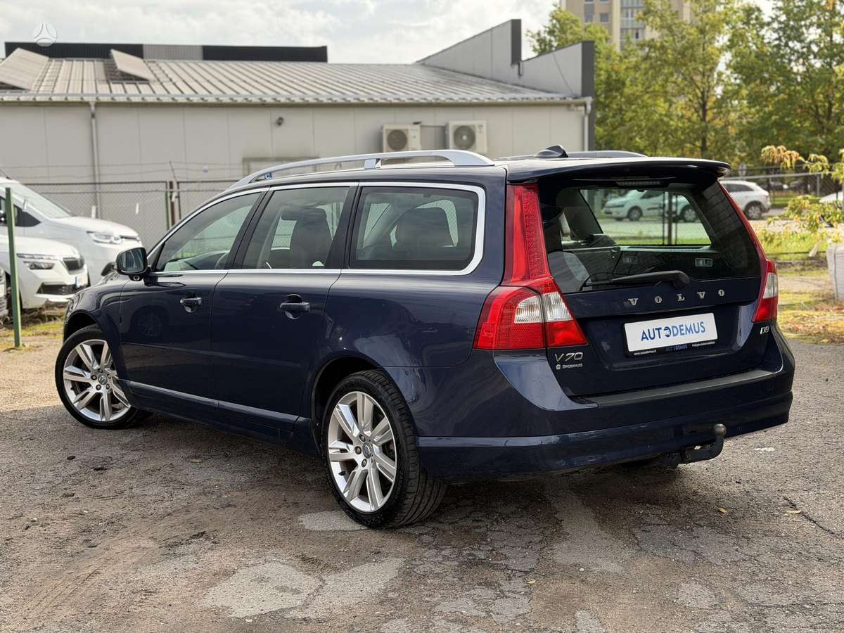 Volvo V70 2012 — engine 1984 cm³, 163 HP (120kW)