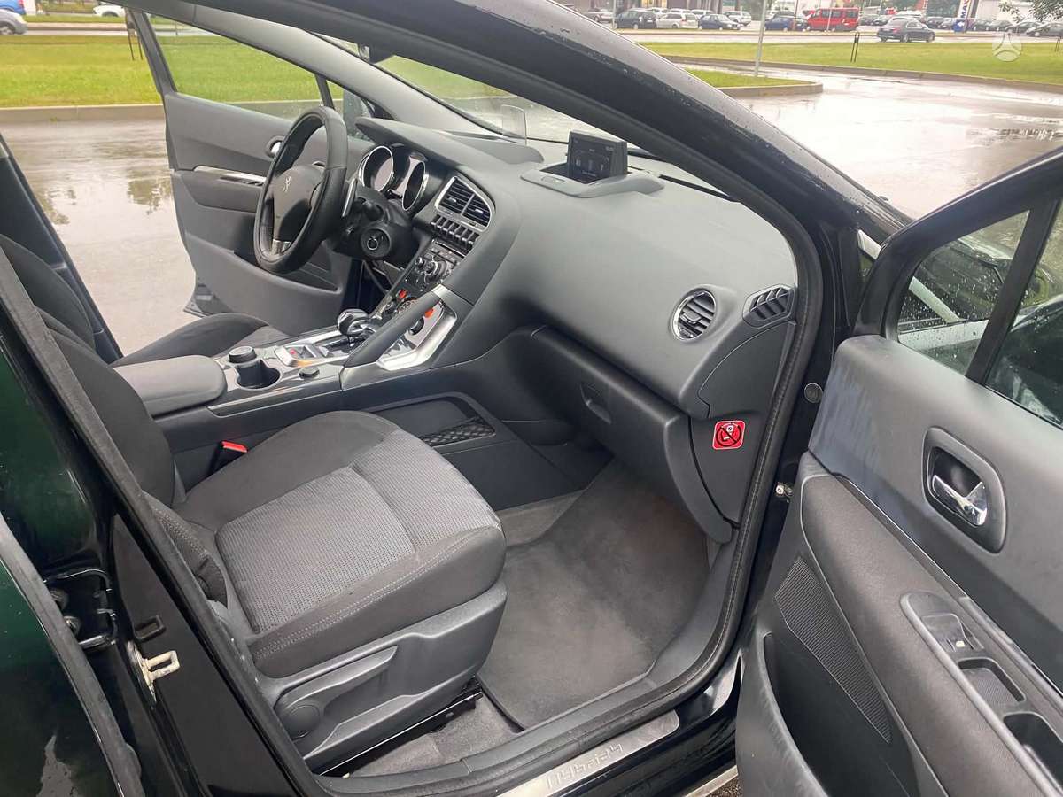 Peugeot 3008 2011 — photo 8