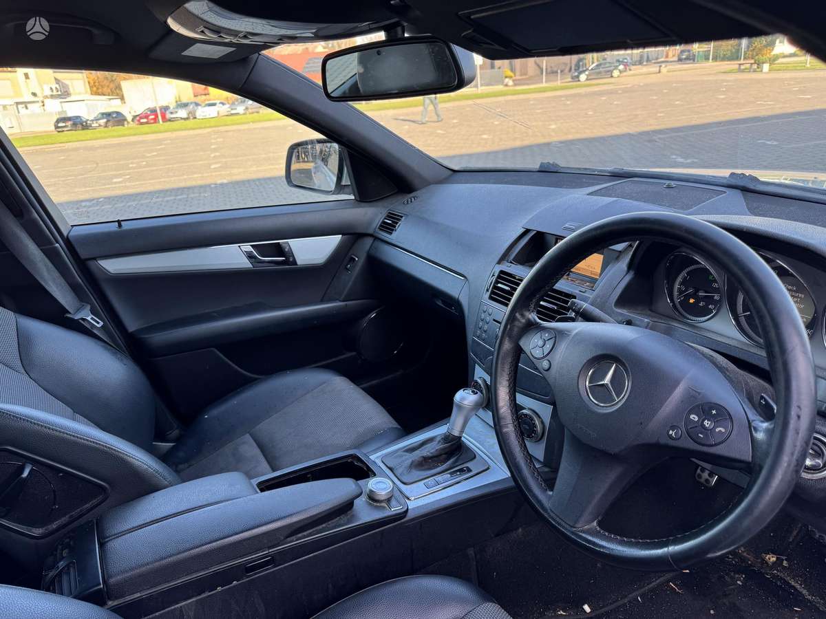 Mercedes-Benz C220 2008 — photo 5