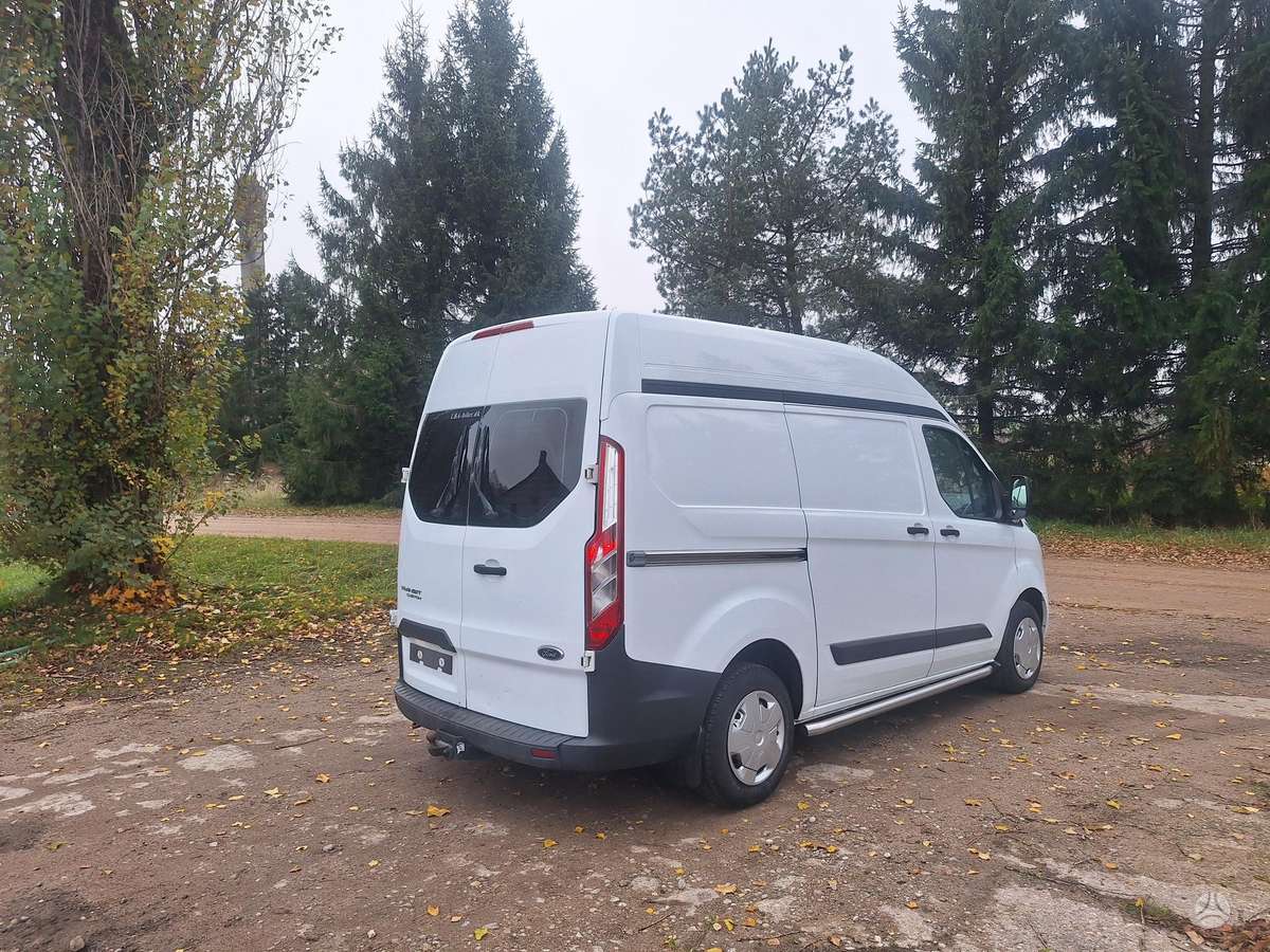 Ford Transit 2015 — interior