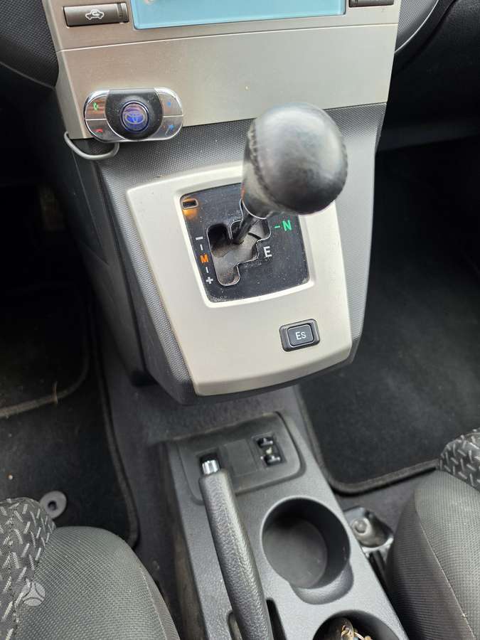 Toyota Corolla 2008 — photo 11