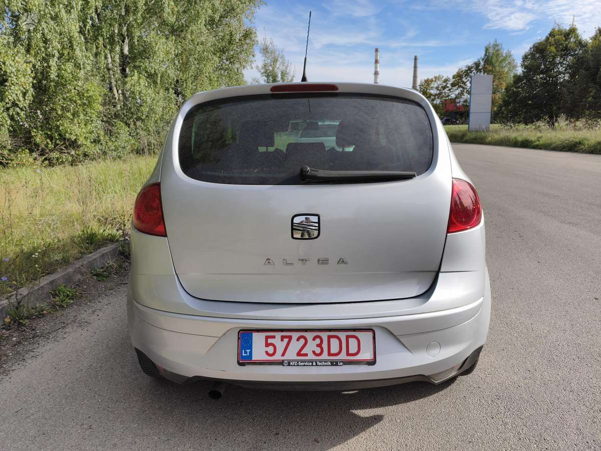 Seat Altea 2007 — салон