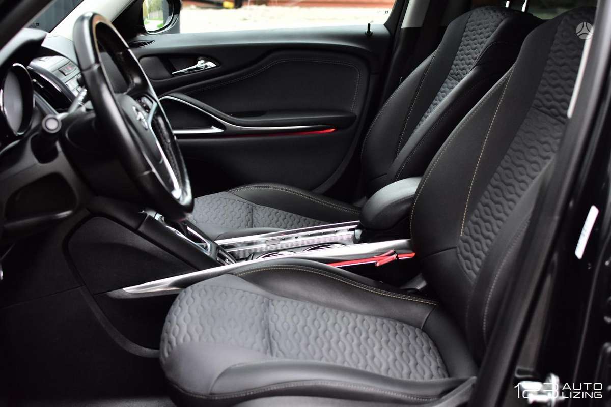 Opel Zafira 2012 — photo 13