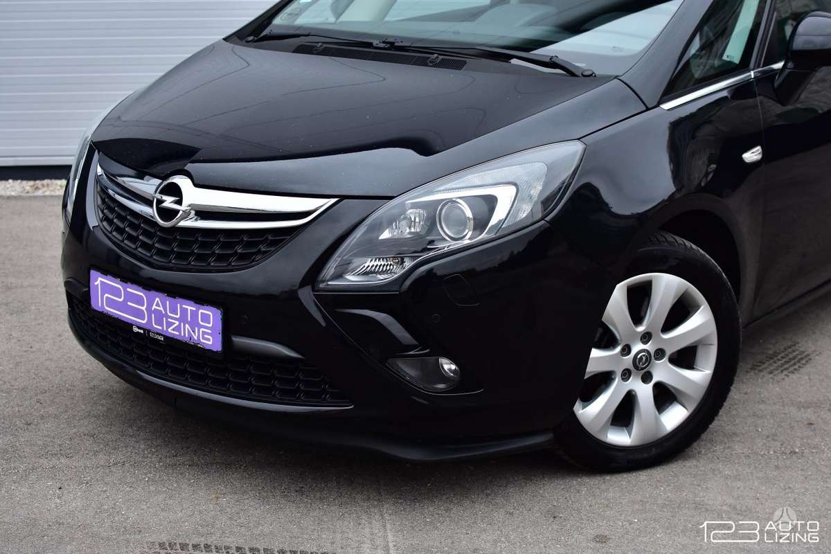 Opel Zafira 2012 — engine 2000 cm³, 165 HP (121kW)