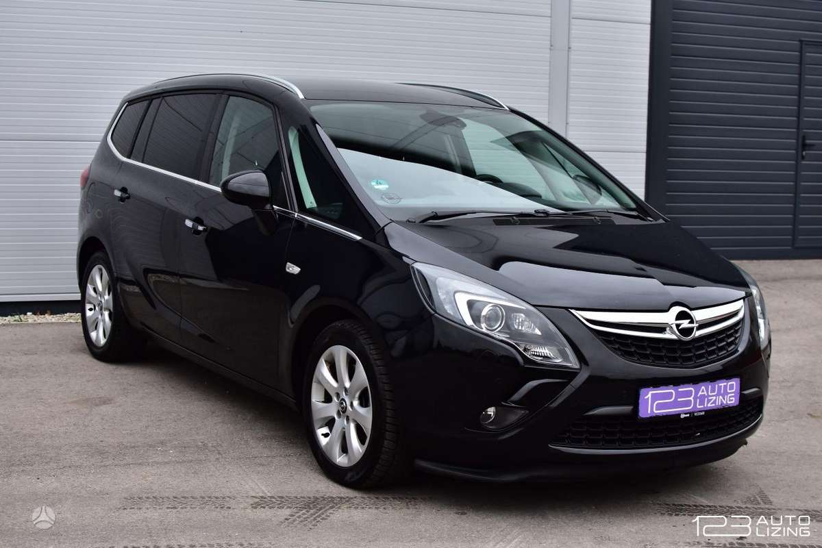Opel Zafira 2012 — photo 5