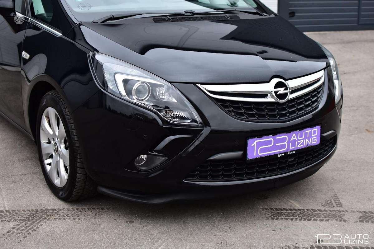 Opel Zafira 2012 — photo 6