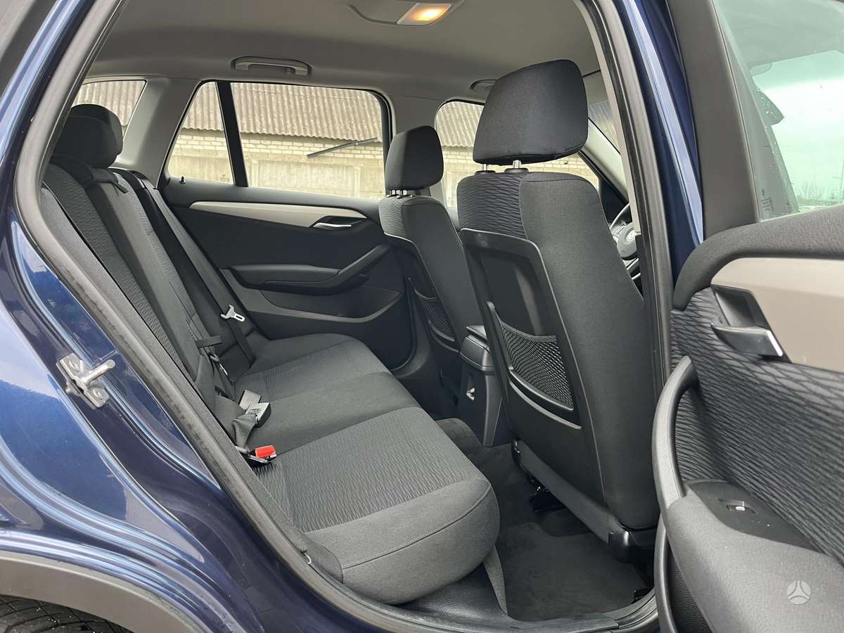 BMW X1 2013 — photo 16