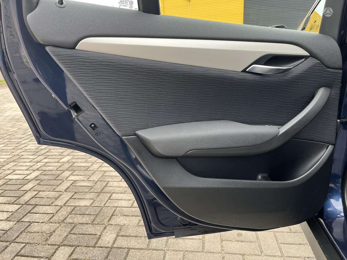 BMW X1 2013 — photo 19