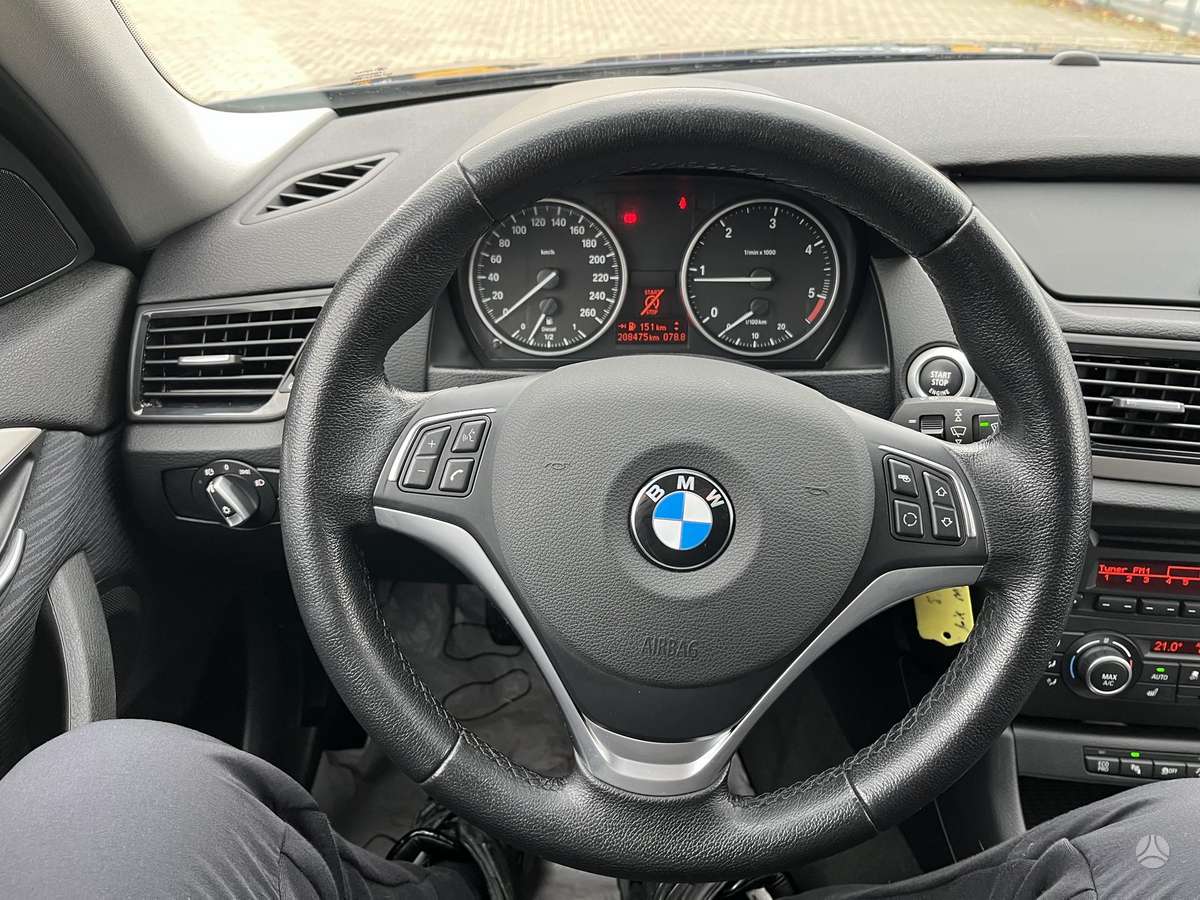 BMW X1 2013 — photo 26