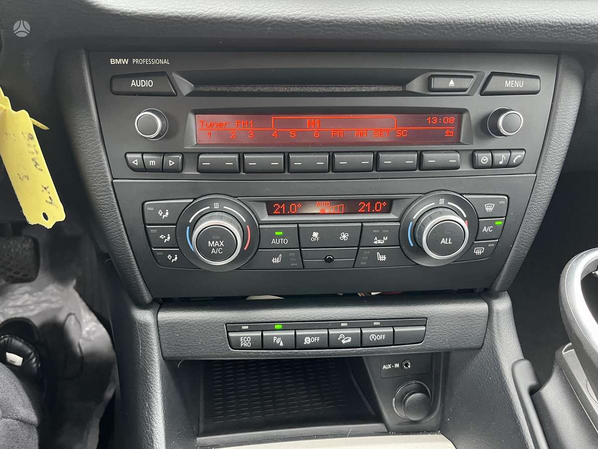 BMW X1 2013 — photo 27
