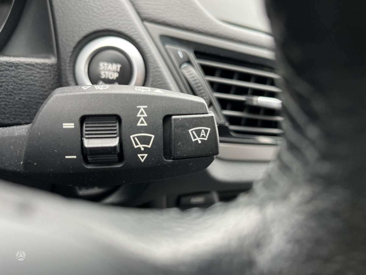 BMW X1 2013 — photo 29