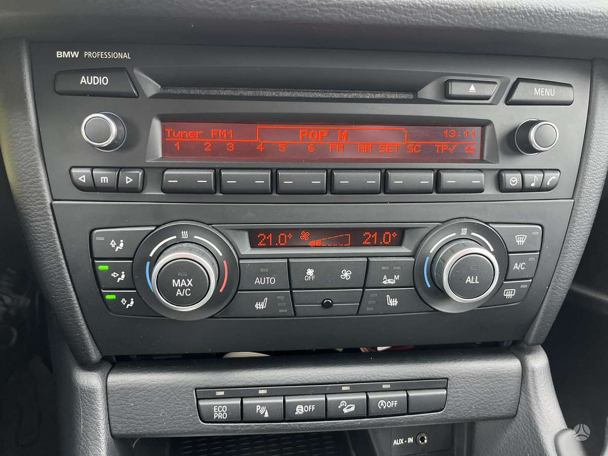 BMW X1 2013 — photo 31