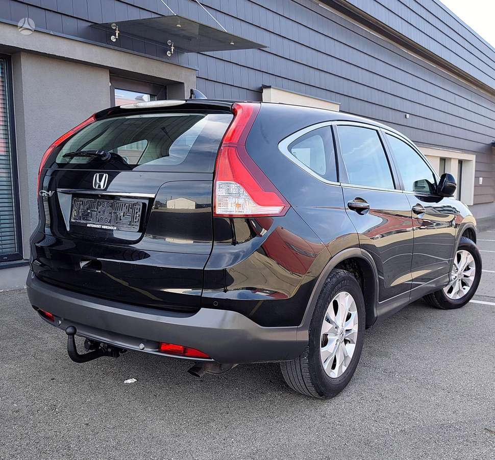 Honda CR-V 2014 — engine 1597 cm³, 120 HP (88kW)