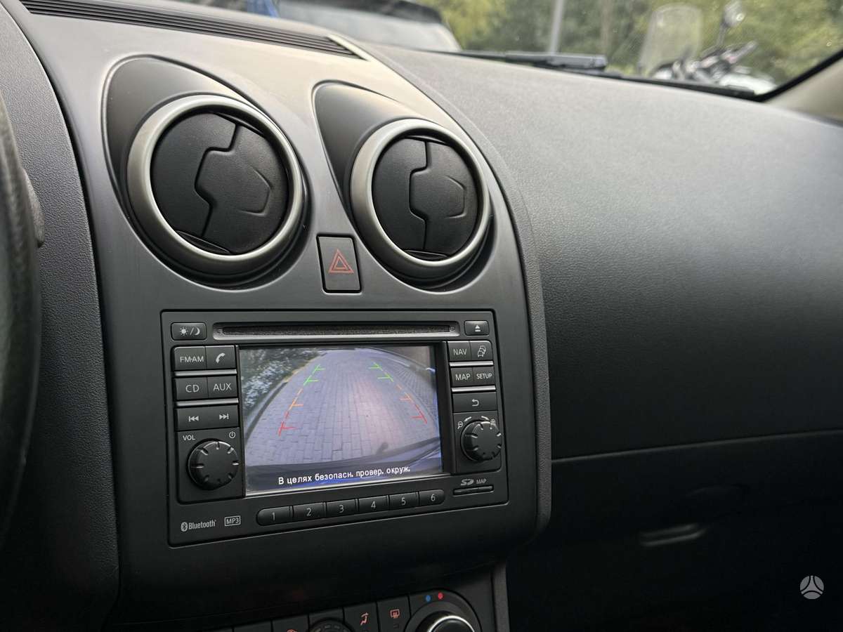 Nissan Qashqai 2012 — photo 9