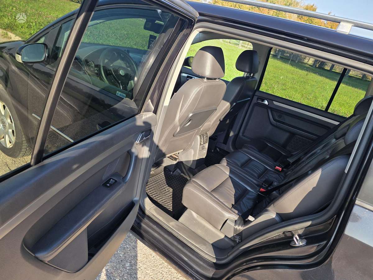 Volkswagen Touran 2007 — photo 11
