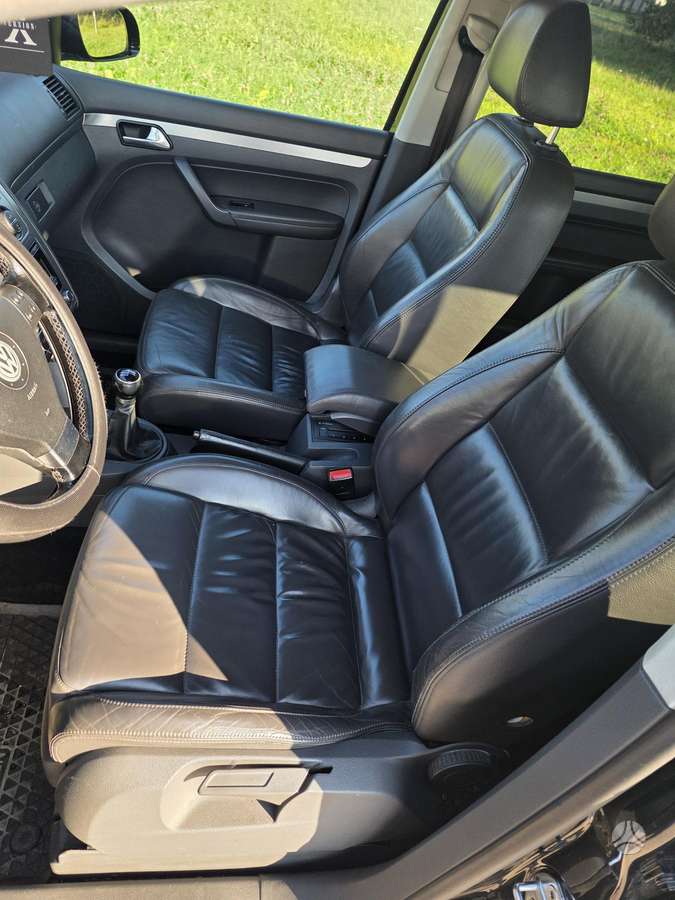 Volkswagen Touran 2007 — photo 13