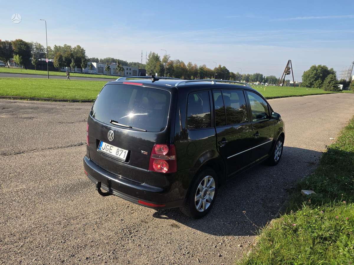 Volkswagen Touran 2007 — photo 8