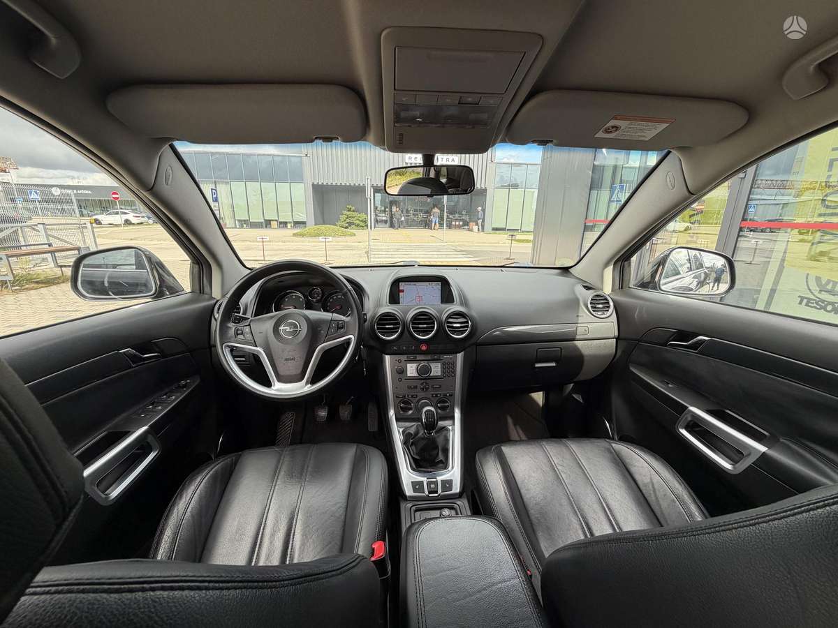 Opel Antara 2011 — photo 13
