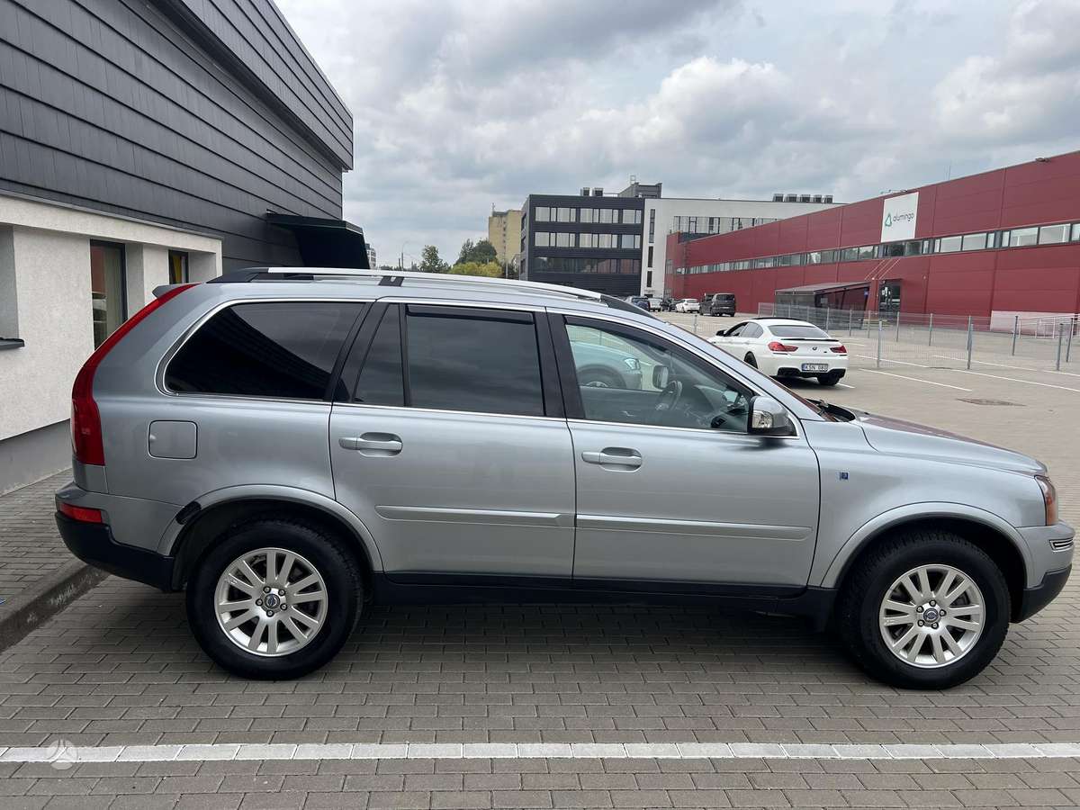 Volvo XC90 2009 — photo 10