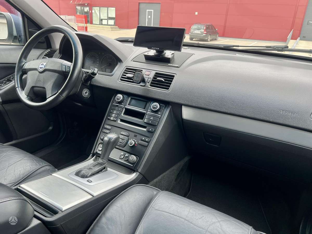 Volvo XC90 2009 — photo 14
