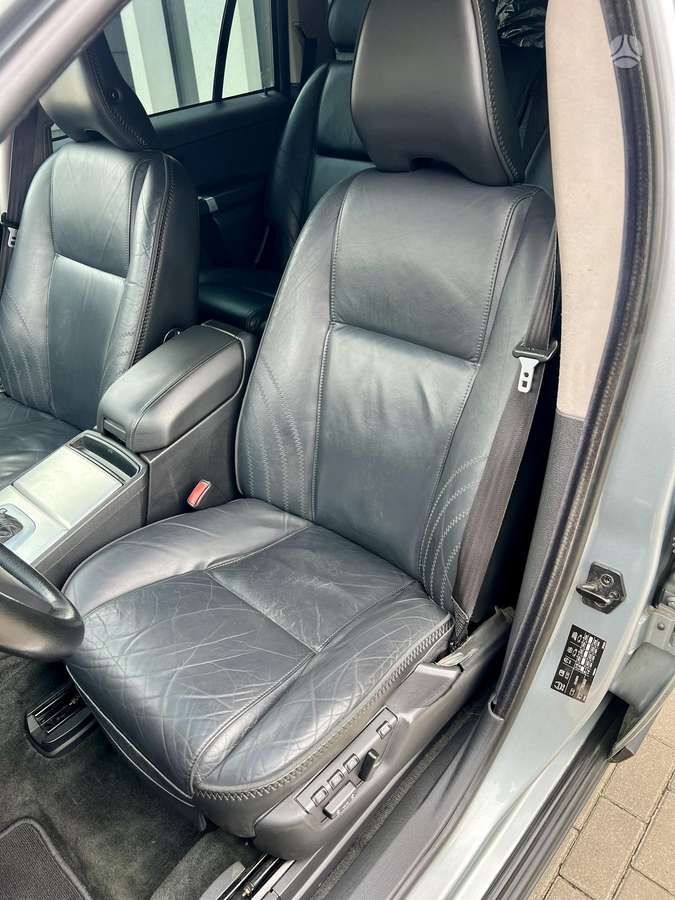 Volvo XC90 2009 — photo 19