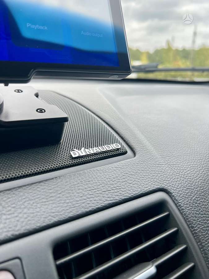 Volvo XC90 2009 — photo 28
