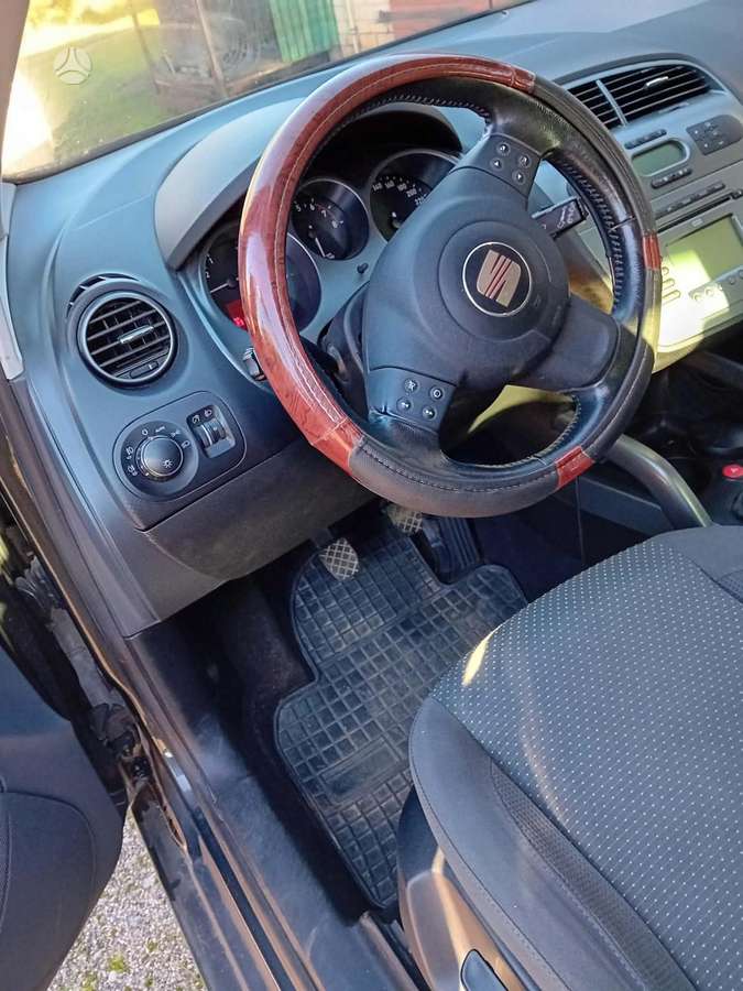 Seat Altea 2009 — engine 1390 cm³, 125 HP (92kW)