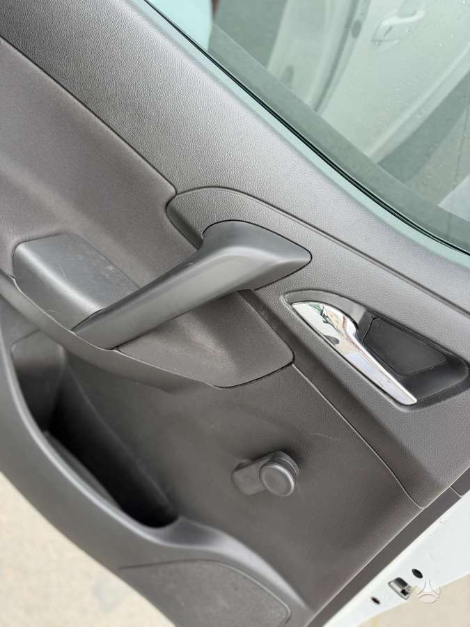 Opel Meriva 2012 — photo 18