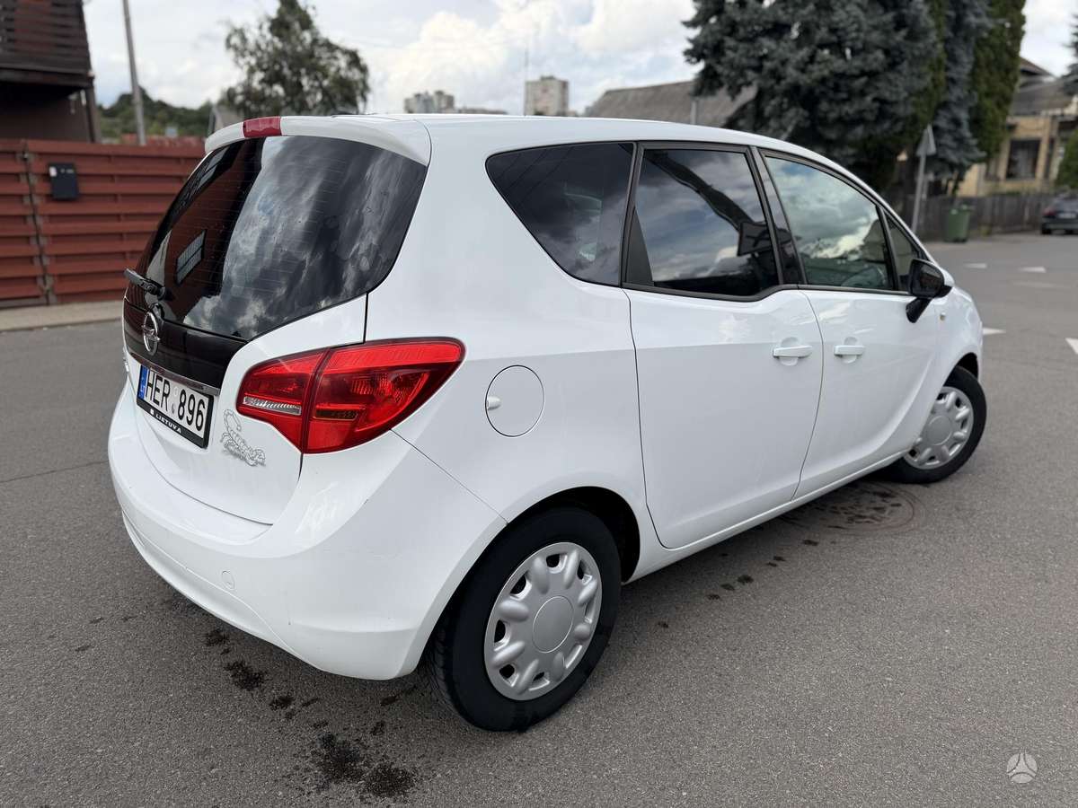 Opel Meriva 2012 — photo 5