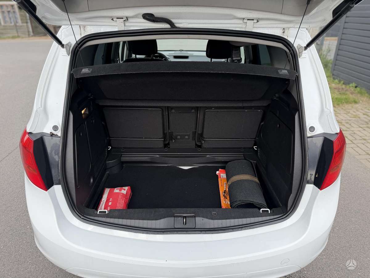 Opel Meriva 2012 — photo 9