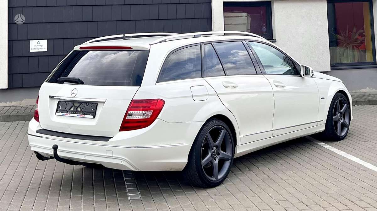 Mercedes-Benz C220 2012 — photo 5