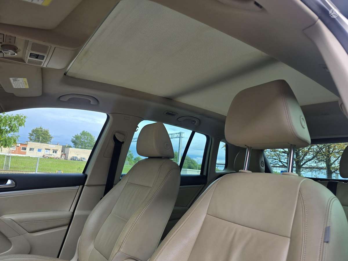 Volkswagen Tiguan 2012 — photo 12