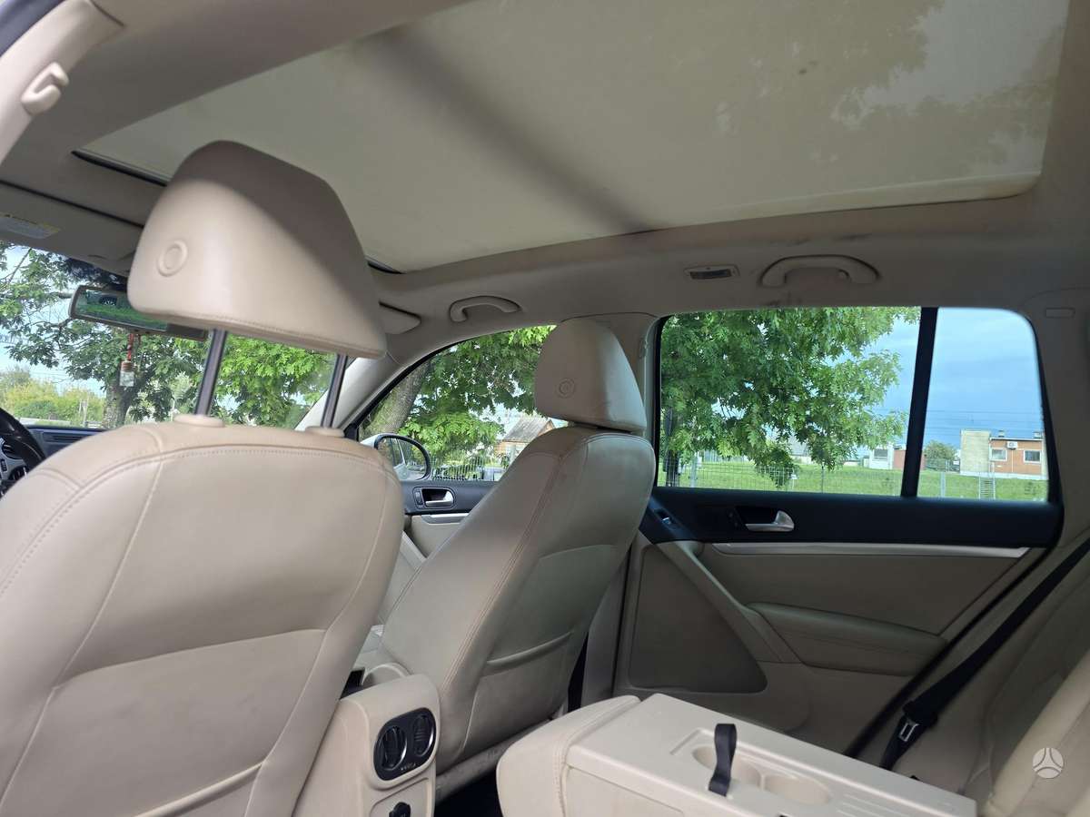 Volkswagen Tiguan 2012 — photo 9