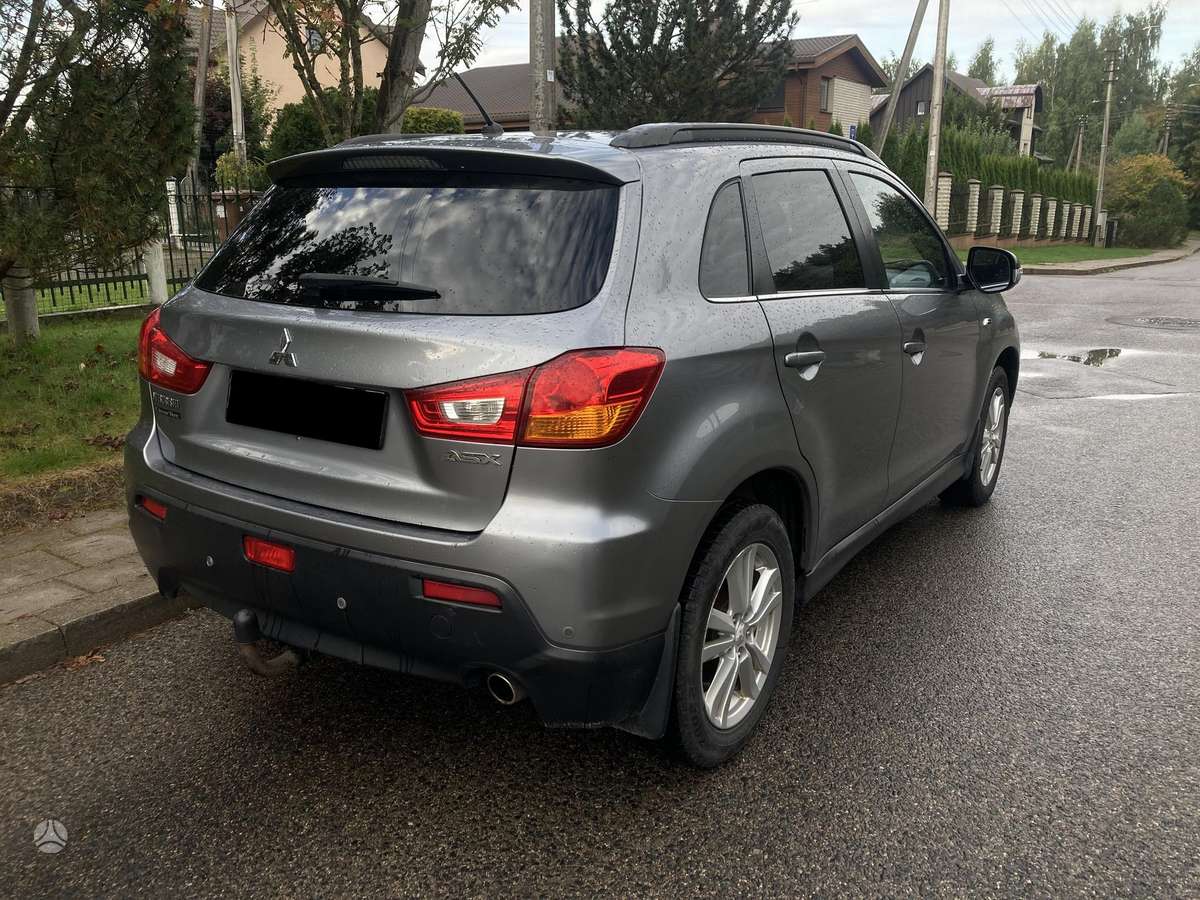 Mitsubishi ASX 2010 — photo 10