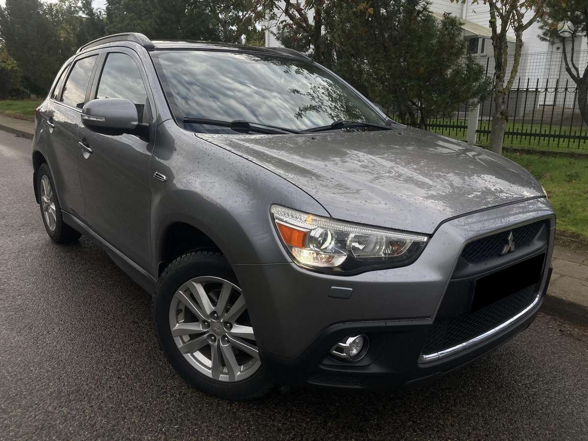 Mitsubishi ASX 2010 — photo 15