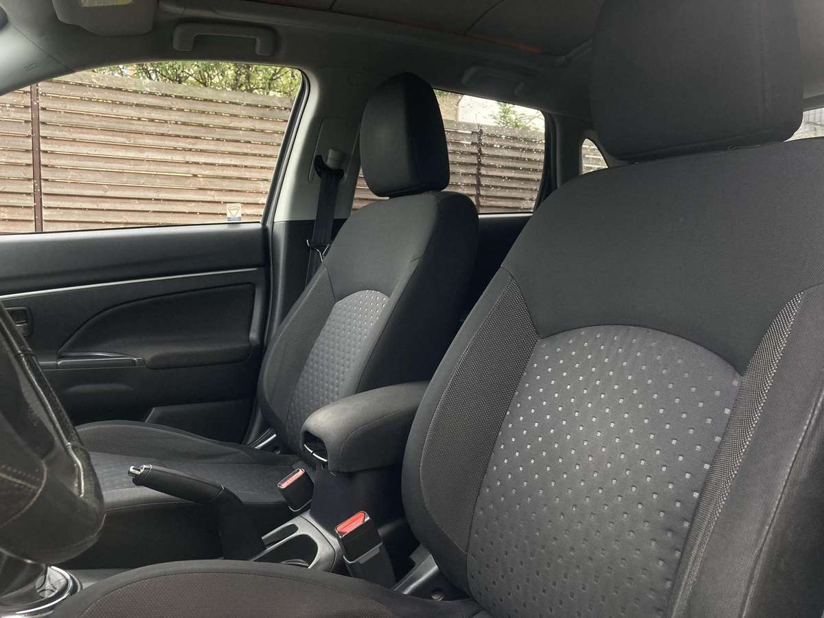 Mitsubishi ASX 2010 — photo 19