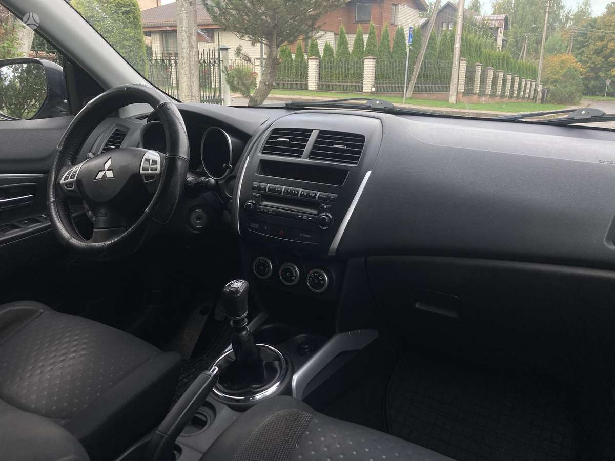 Mitsubishi ASX 2010 — photo 20