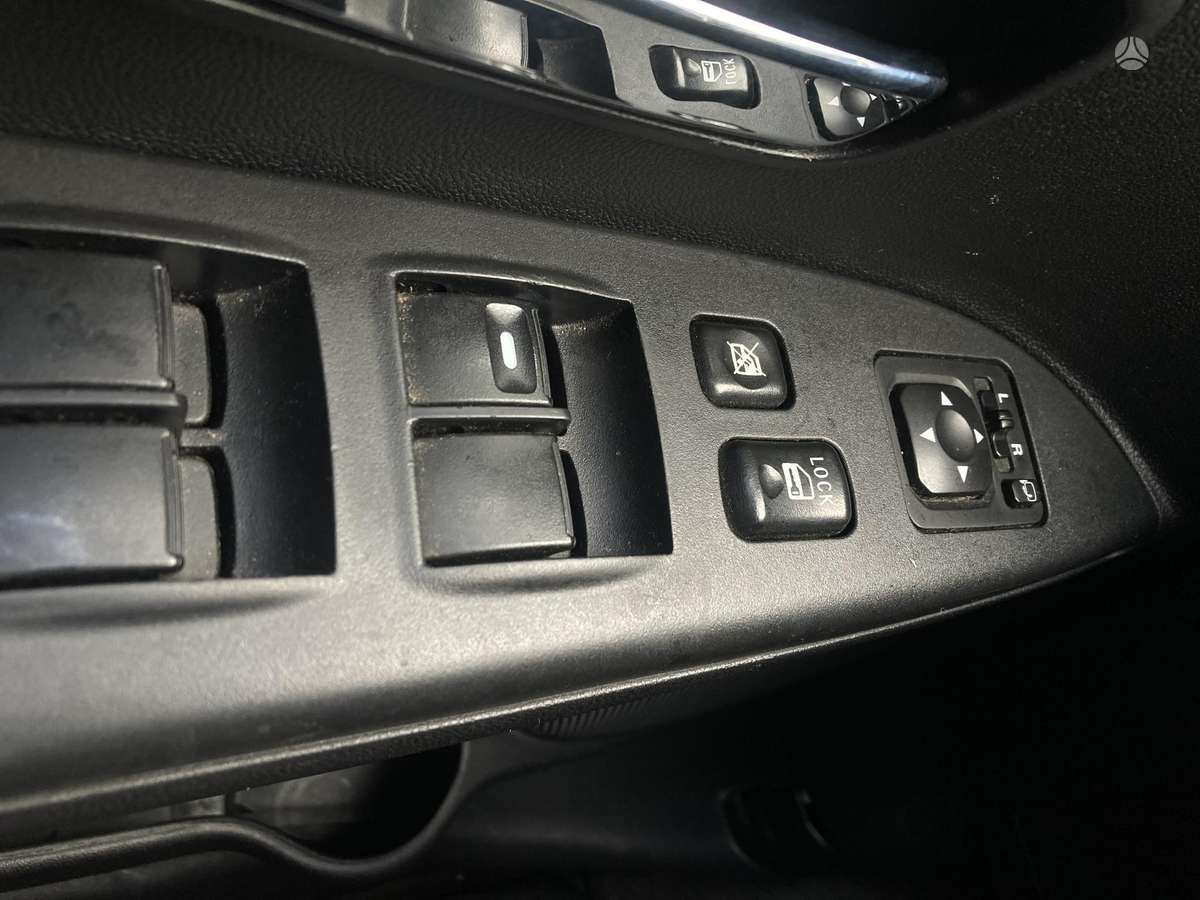 Mitsubishi ASX 2010 — photo 30
