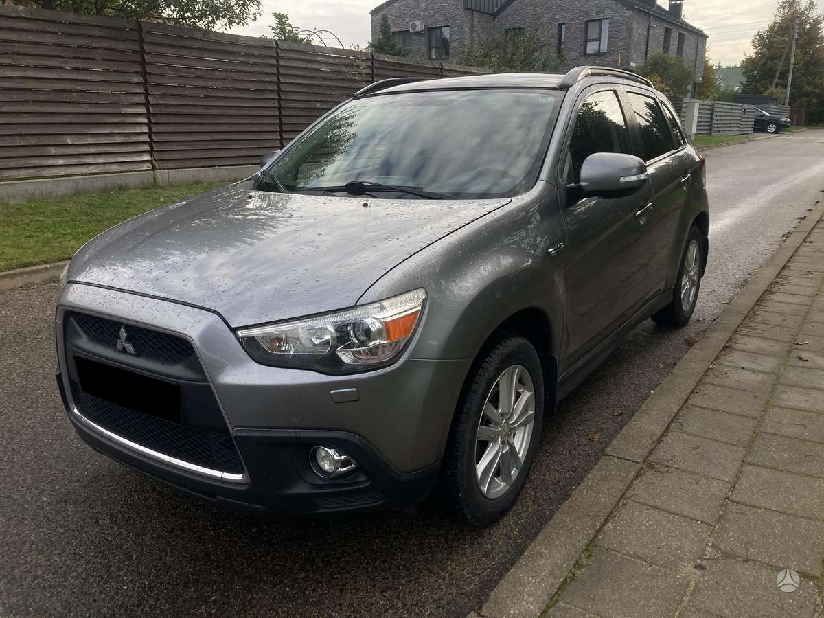 Mitsubishi ASX 2010 — photo 6