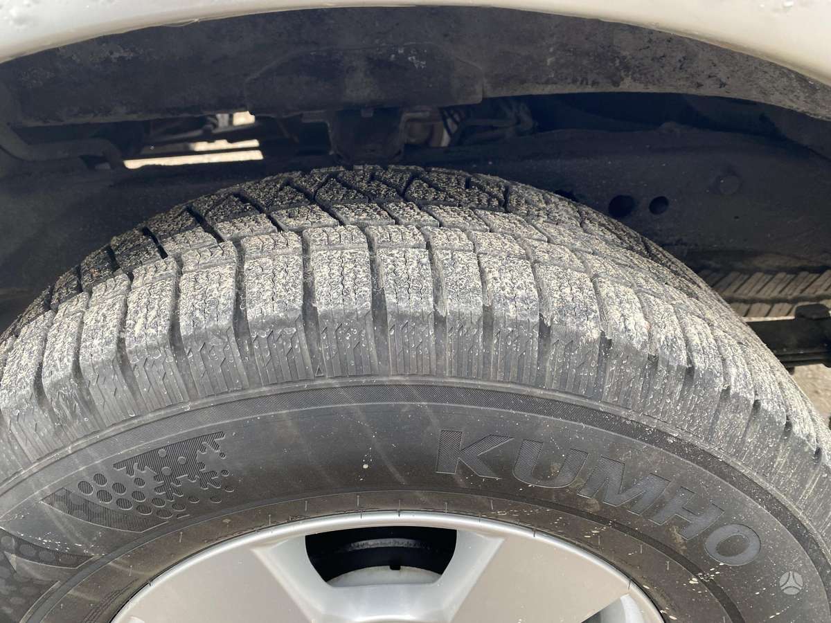 Nissan Navara 2005 — photo 20
